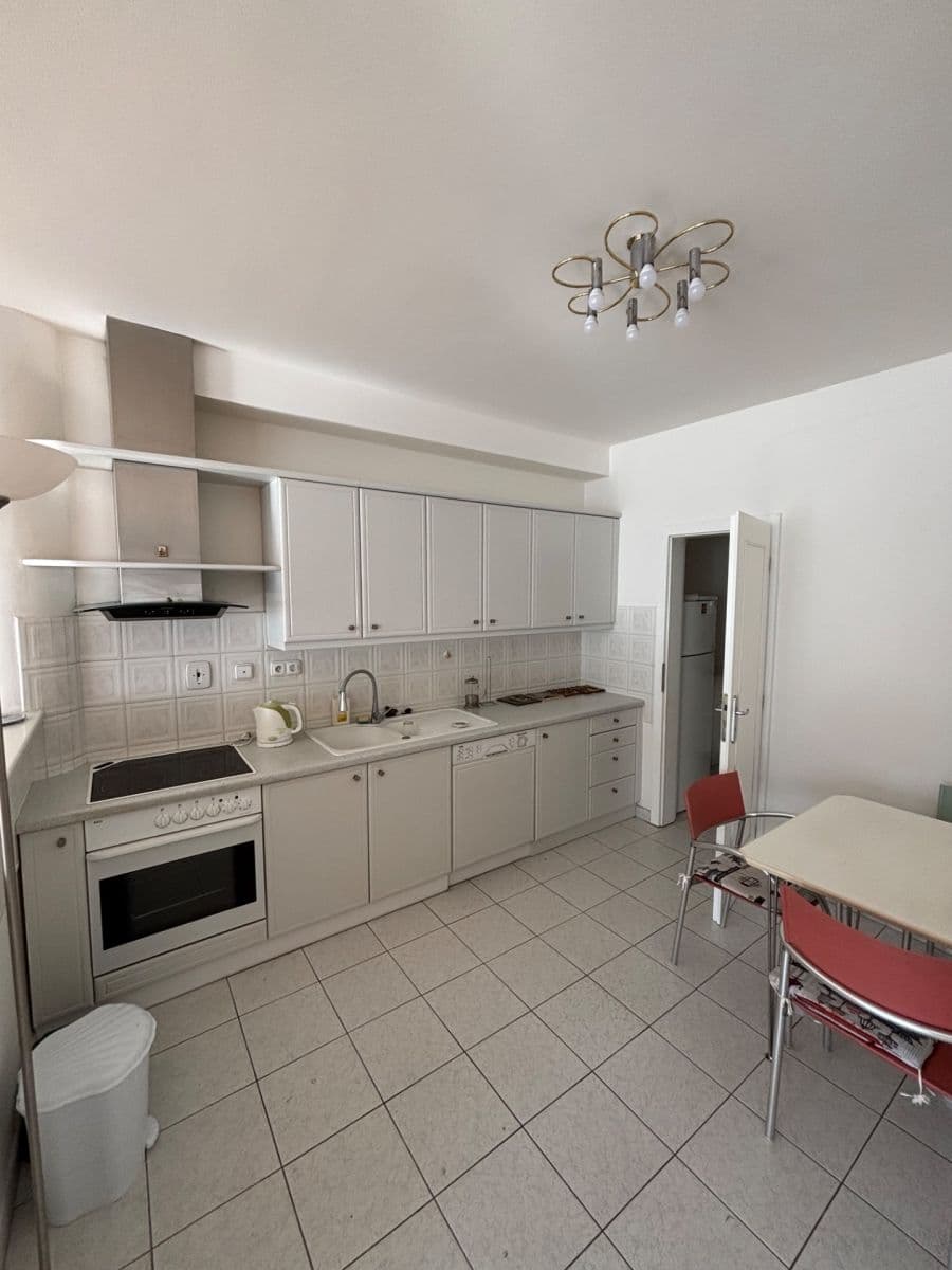 Prenájom bytu 5-izbový 22 m², Příkop, Brno, Jihomoravský kraj Prenájom bytu 5-izbový 22 m², Příkop, Brno, Jihomoravský kraj