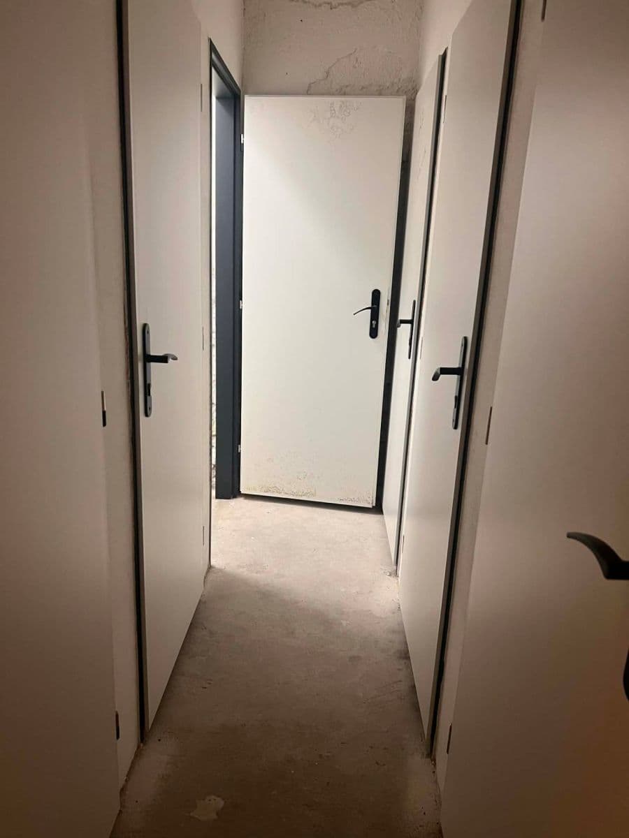 Predaj nebytového priestoru 2 m², Jindřicha Plachty, Praha, Praha Predaj nebytového priestoru 2 m², Jindřicha Plachty, Praha, Praha