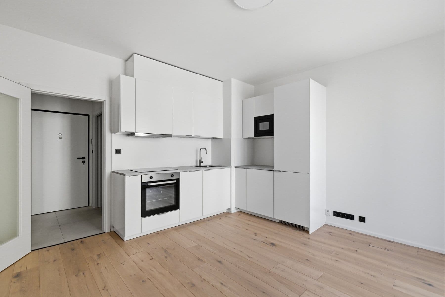 Prenájom bytu 1-izbový 24 m², Krymská, Praha, Praha Prenájom bytu 1-izbový 24 m², Krymská, Praha, Praha
