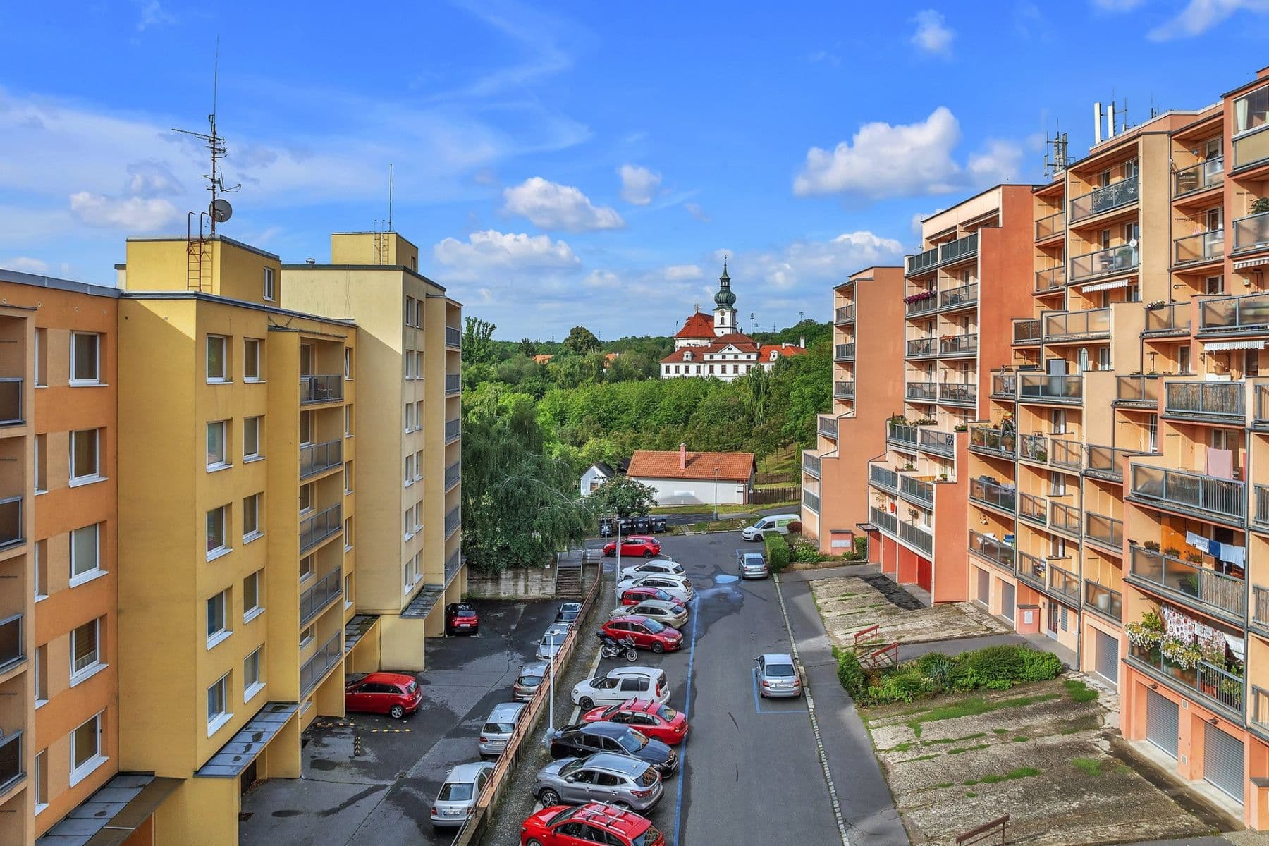 Prenájom bytu 3-izbový 108 m², Sartoriova, Praha, Praha Prenájom bytu 3-izbový 108 m², Sartoriova, Praha, Praha