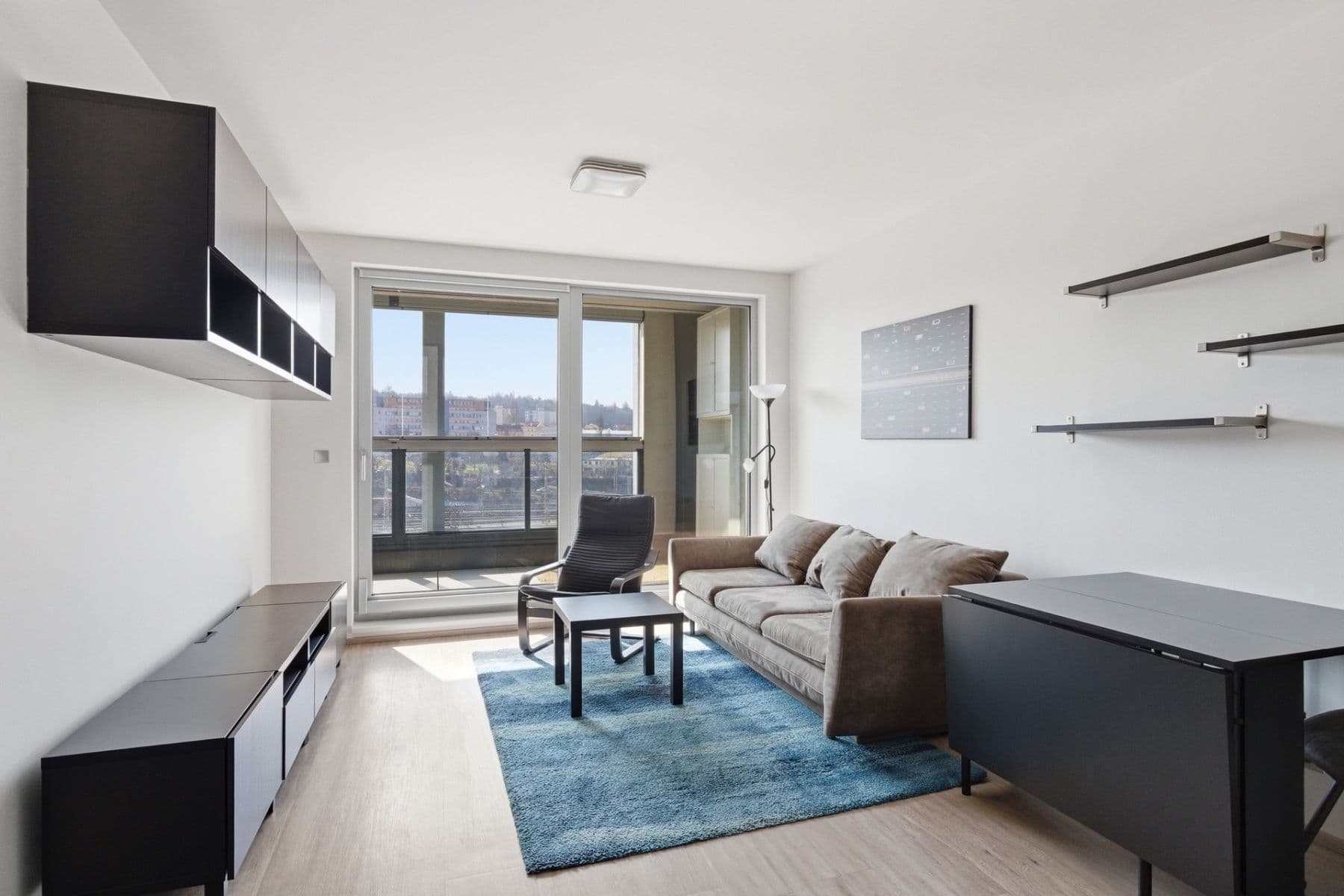 Prenájom bytu 1-izbový 33 m², Českomoravská, Praha, Praha Prenájom bytu 1-izbový 33 m², Českomoravská, Praha, Praha