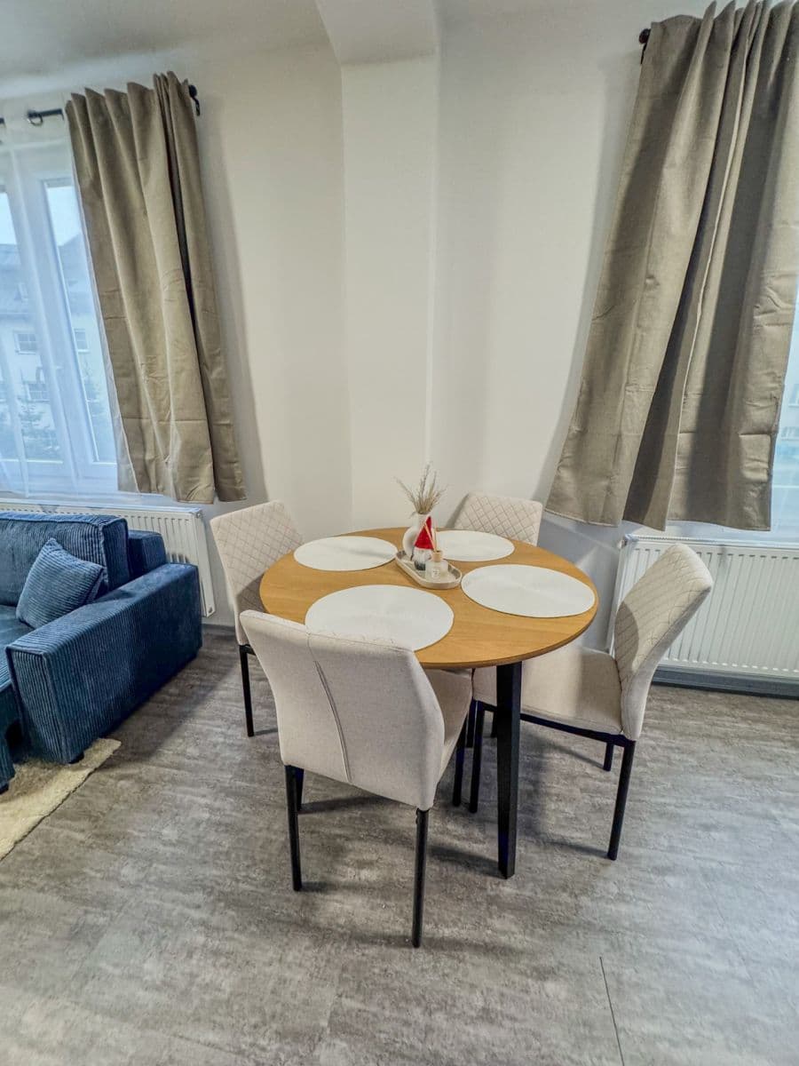 Prenájom bytu 2-izbový 40 m², Deštné v Orlických horách, Královéhradecký kraj Prenájom bytu 2-izbový 40 m², Deštné v Orlických horách, Královéhradecký kraj