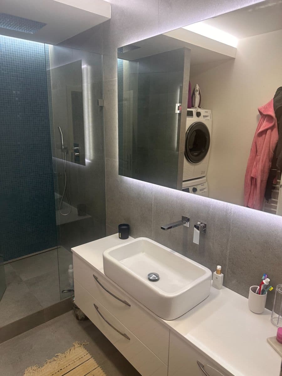 Prenájom bytu 2-izbový 66 m², Cholupická, Praha, Praha Prenájom bytu 2-izbový 66 m², Cholupická, Praha, Praha