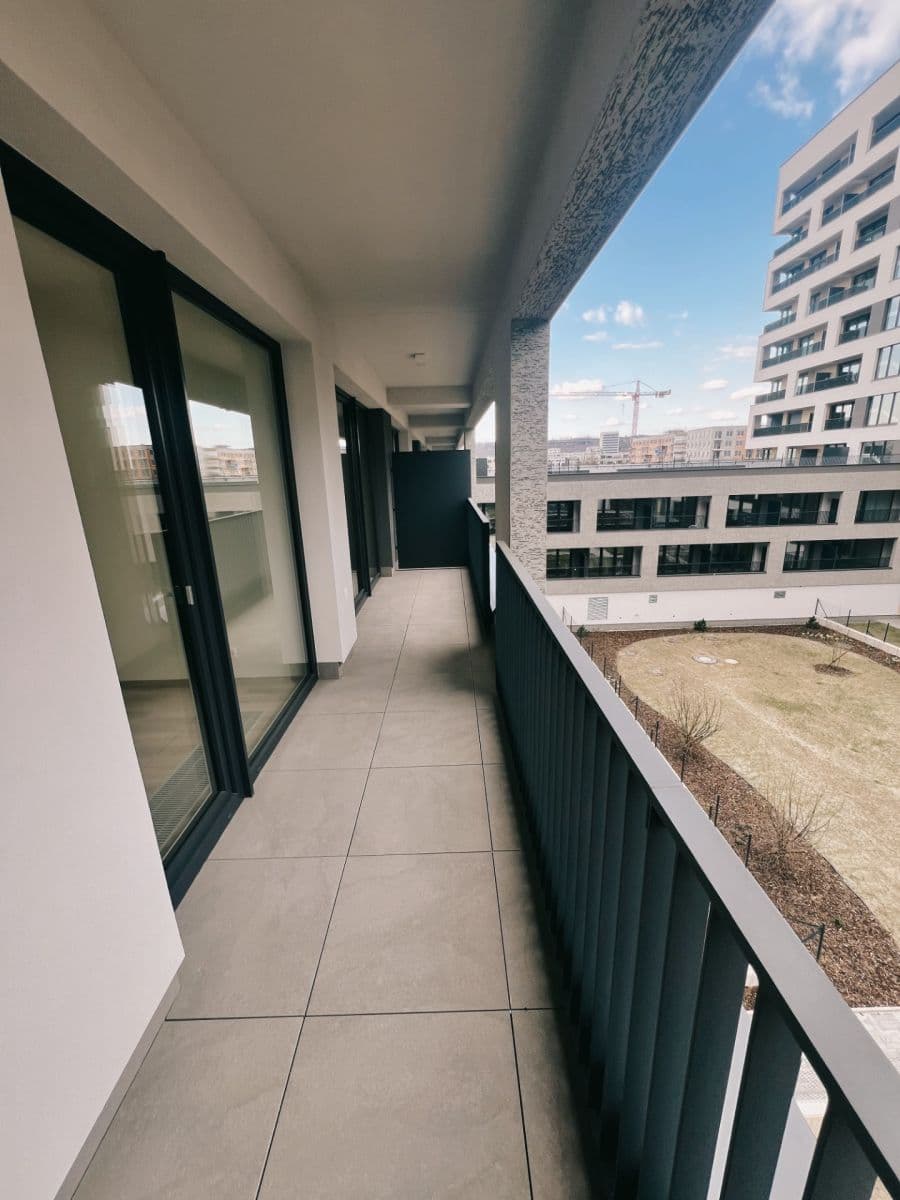 Prenájom bytu 2-izbový 56 m², Poděbradská, Praha, Praha Prenájom bytu 2-izbový 56 m², Poděbradská, Praha, Praha