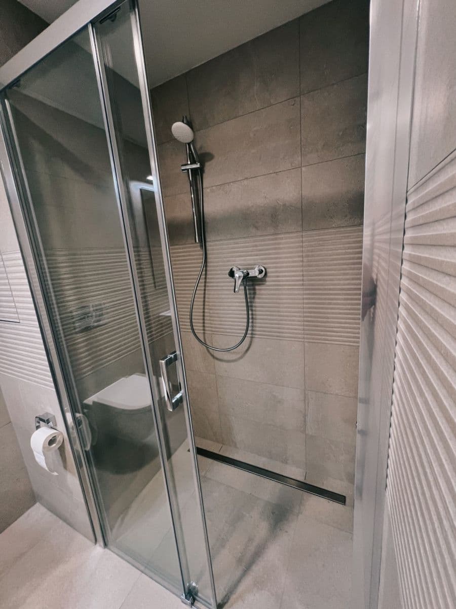 Prenájom bytu 2-izbový 56 m², Poděbradská, Praha, Praha Prenájom bytu 2-izbový 56 m², Poděbradská, Praha, Praha