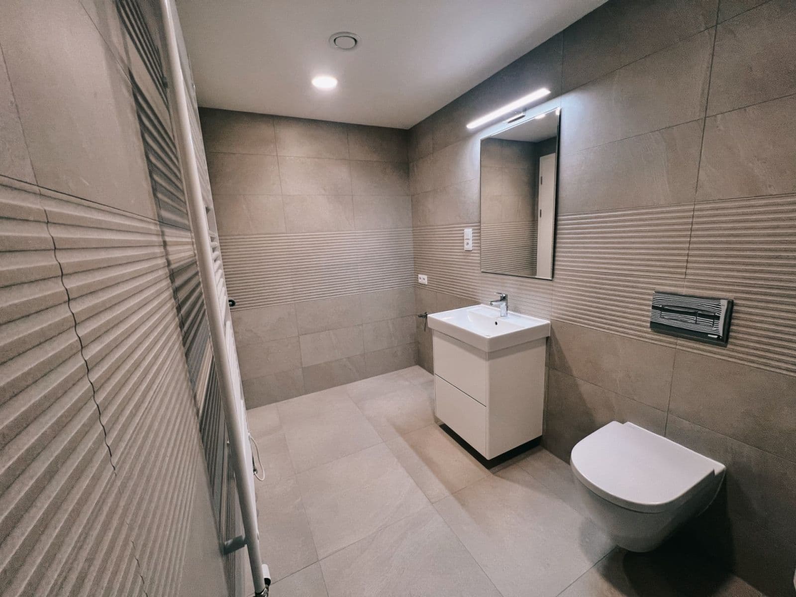 Prenájom bytu 2-izbový 56 m², Poděbradská, Praha, Praha Prenájom bytu 2-izbový 56 m², Poděbradská, Praha, Praha