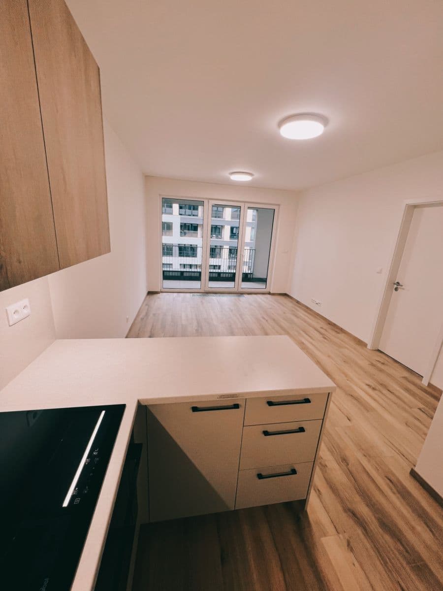 Prenájom bytu 2-izbový 56 m², Poděbradská, Praha, Praha Prenájom bytu 2-izbový 56 m², Poděbradská, Praha, Praha
