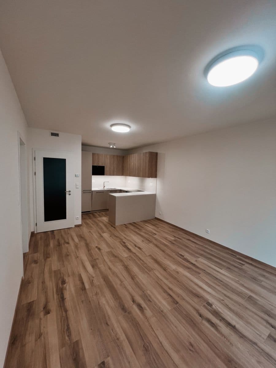 Prenájom bytu 2-izbový 56 m², Poděbradská, Praha, Praha Prenájom bytu 2-izbový 56 m², Poděbradská, Praha, Praha