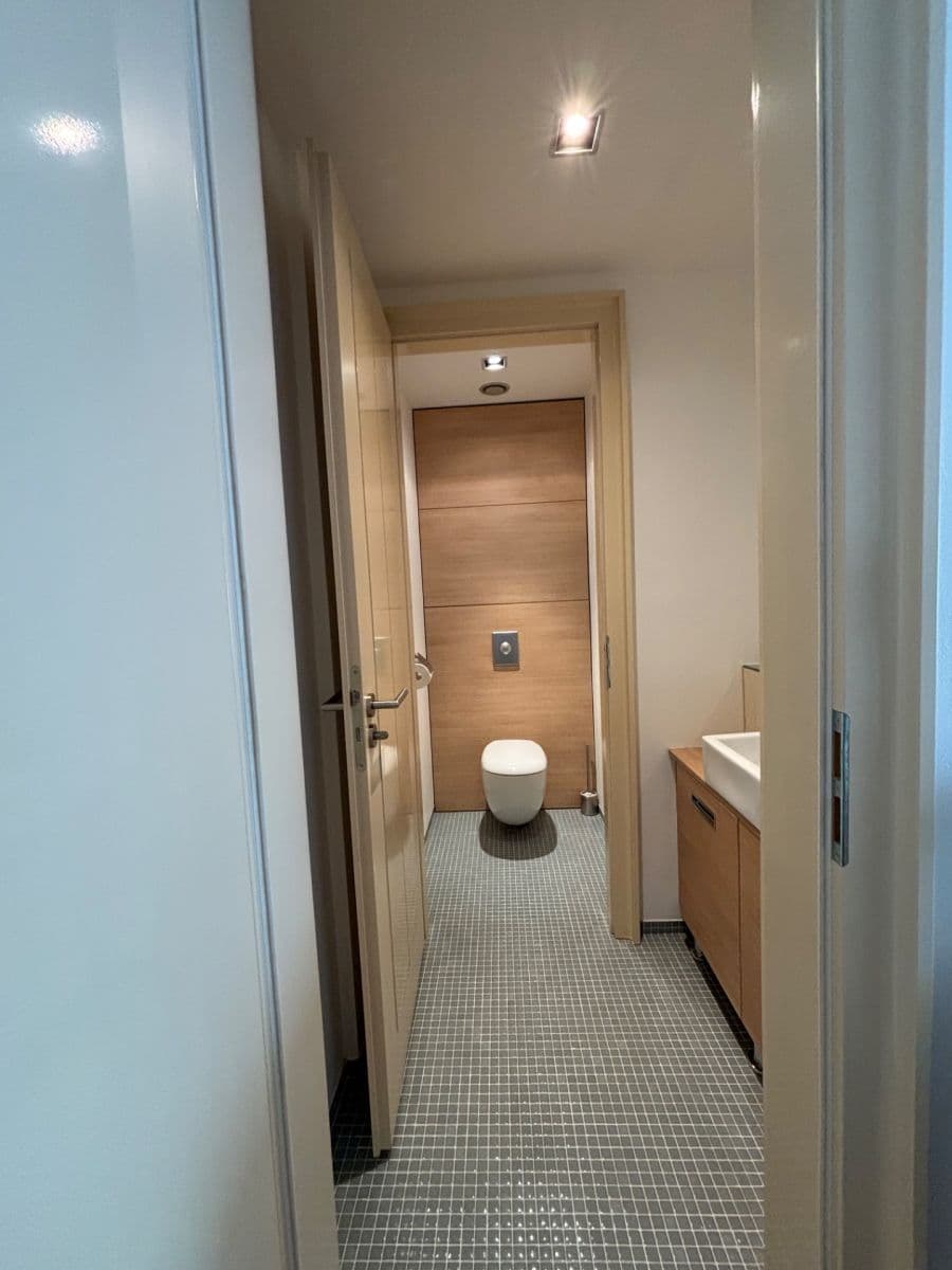 Prenájom bytu 2-izbový 65 m², Rohanské nábřeží, Praha, Praha Prenájom bytu 2-izbový 65 m², Rohanské nábřeží, Praha, Praha