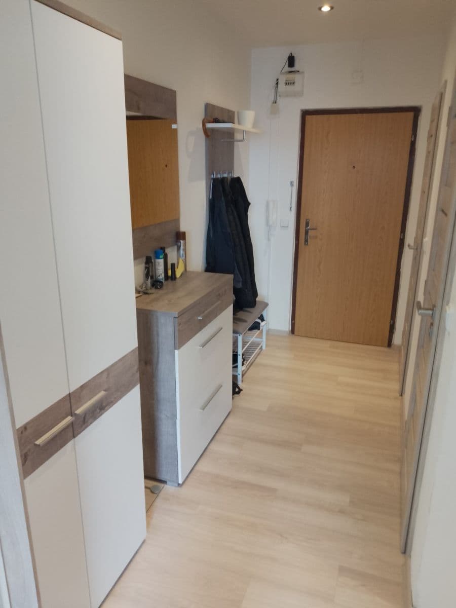 Prenájom bytu 2-izbový 50 m², Za Prachárnou, Jihlava, Kraj Vysočina Prenájom bytu 2-izbový 50 m², Za Prachárnou, Jihlava, Kraj Vysočina