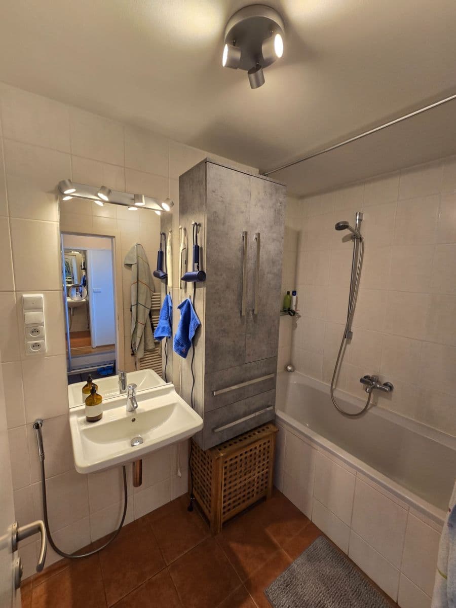 Prenájom bytu 2-izbový 60 m², Spinozova, Praha, Praha Prenájom bytu 2-izbový 60 m², Spinozova, Praha, Praha