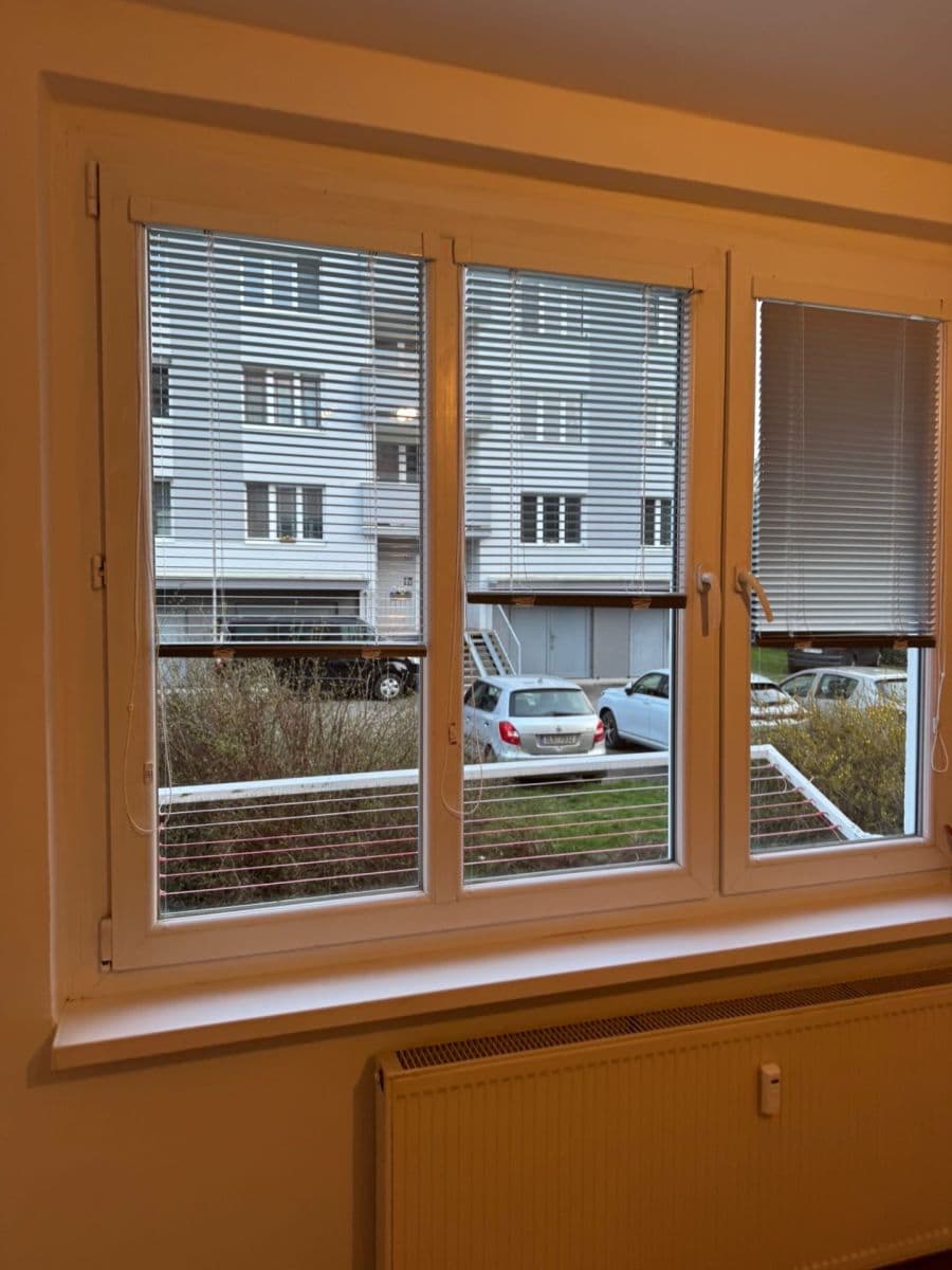 Prenájom bytu 2-izbový 52 m², Roztoky, Středočeský kraj Prenájom bytu 2-izbový 52 m², Roztoky, Středočeský kraj