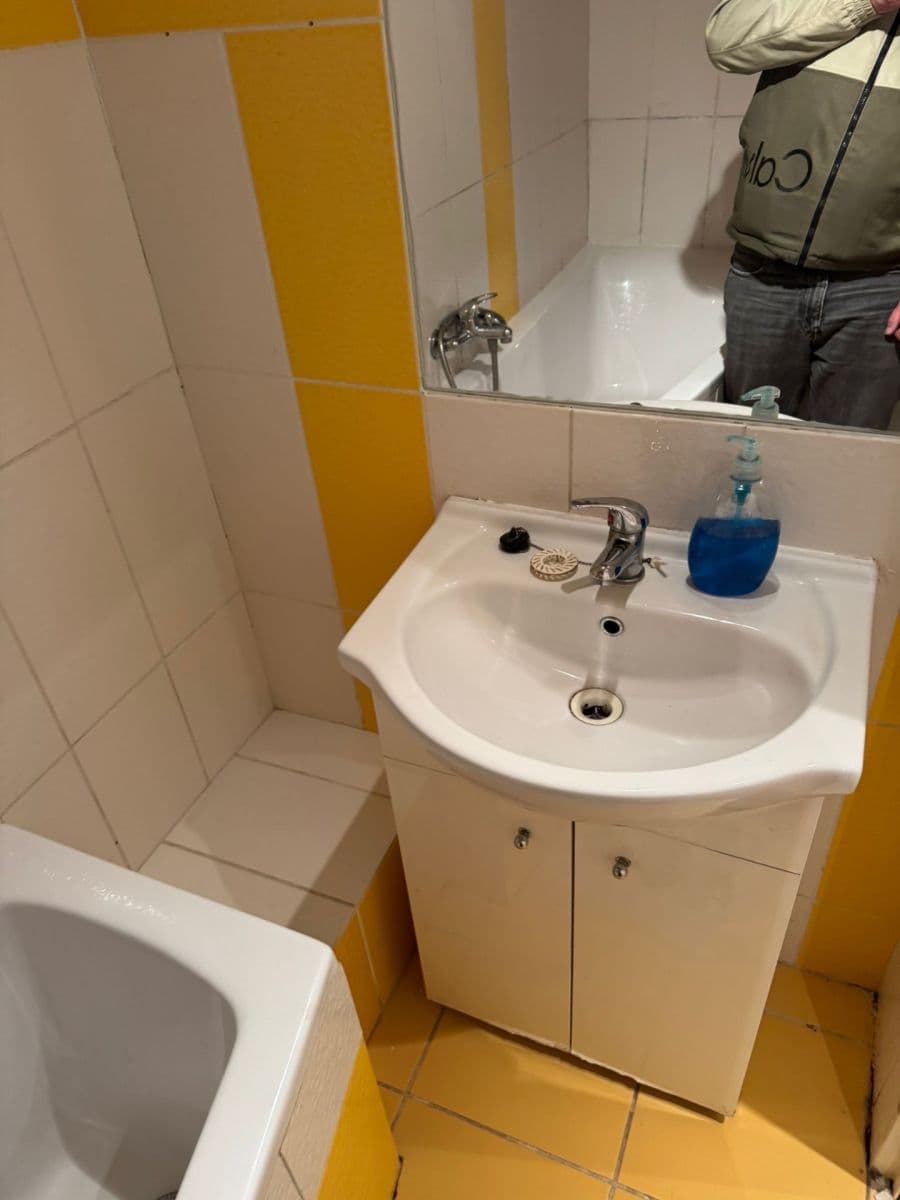 Prenájom bytu 2-izbový 52 m², Roztoky, Středočeský kraj Prenájom bytu 2-izbový 52 m², Roztoky, Středočeský kraj