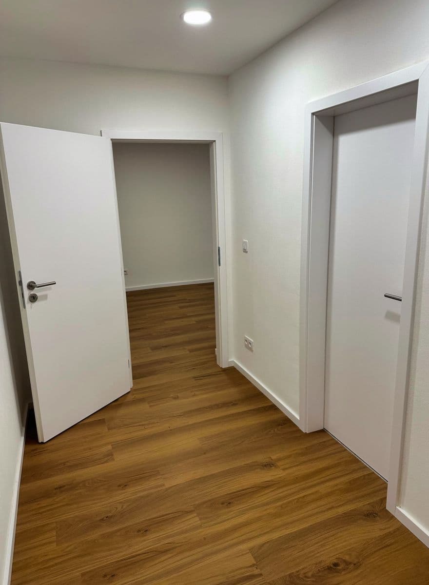 Predaj bytu 2-izbový 54 m², Nádražní, Jindřichův Hradec, Jihočeský kraj Predaj bytu 2-izbový 54 m², Nádražní, Jindřichův Hradec, Jihočeský kraj
