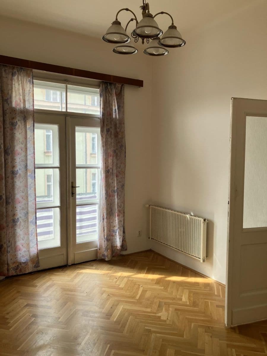 Prenájom bytu 3-izbový 105 m², Václavkova, Praha, Praha Prenájom bytu 3-izbový 105 m², Václavkova, Praha, Praha