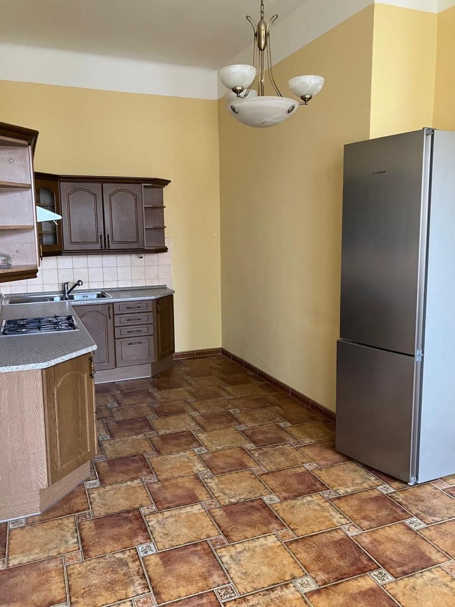 Prenájom bytu 3-izbový 105 m², Václavkova, Praha, Praha Prenájom bytu 3-izbový 105 m², Václavkova, Praha, Praha