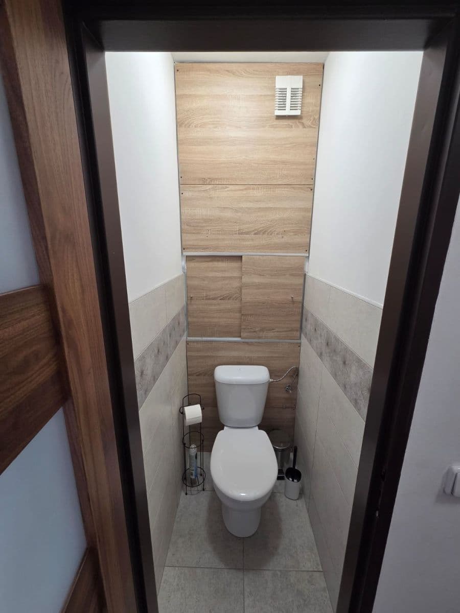 Prenájom bytu 2-izbový 54 m², Medkova, Hradec Králové, Královéhradecký kraj Prenájom bytu 2-izbový 54 m², Medkova, Hradec Králové, Královéhradecký kraj