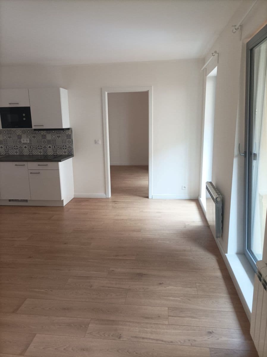 Prenájom bytu 2-izbový 57 m², Varšavská, Praha, Praha Prenájom bytu 2-izbový 57 m², Varšavská, Praha, Praha
