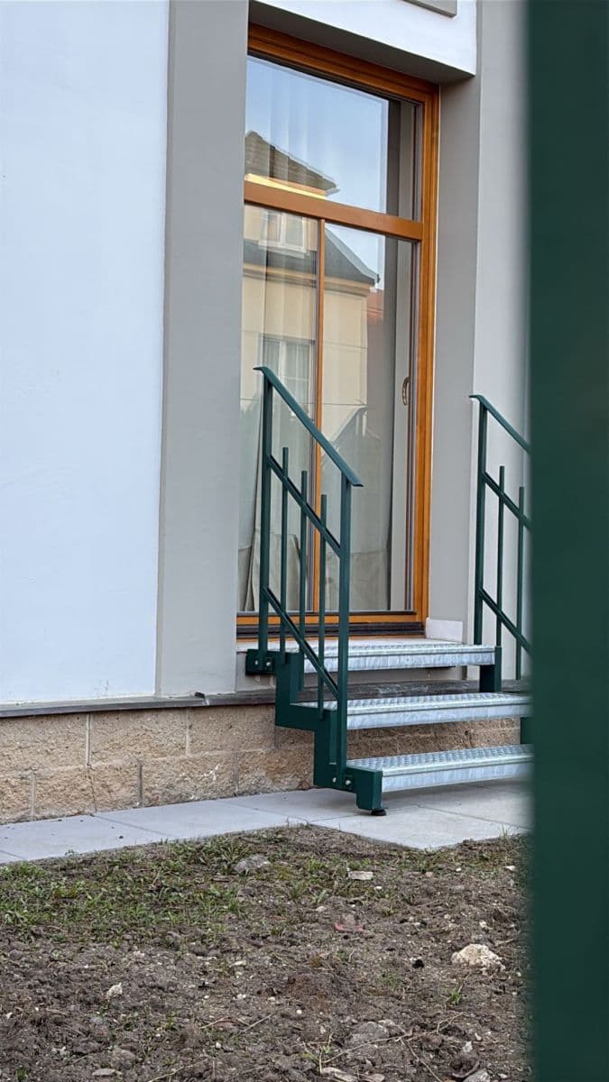 Prenájom bytu 1-izbový 20 m², Jenečská, Praha, Praha Prenájom bytu 1-izbový 20 m², Jenečská, Praha, Praha