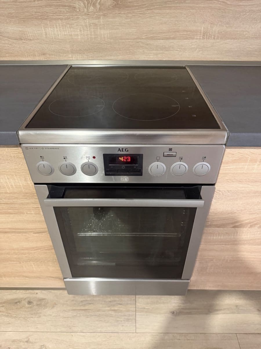 Prenájom bytu 1-izbový 70 m², Karlovo nám., Třebíč, Kraj Vysočina Prenájom bytu 1-izbový 70 m², Karlovo nám., Třebíč, Kraj Vysočina