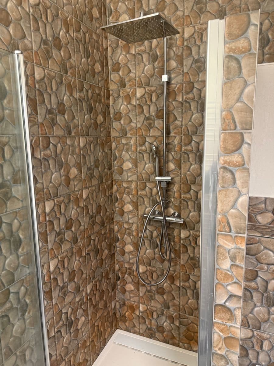 Prenájom bytu 1-izbový 70 m², Karlovo nám., Třebíč, Kraj Vysočina Prenájom bytu 1-izbový 70 m², Karlovo nám., Třebíč, Kraj Vysočina