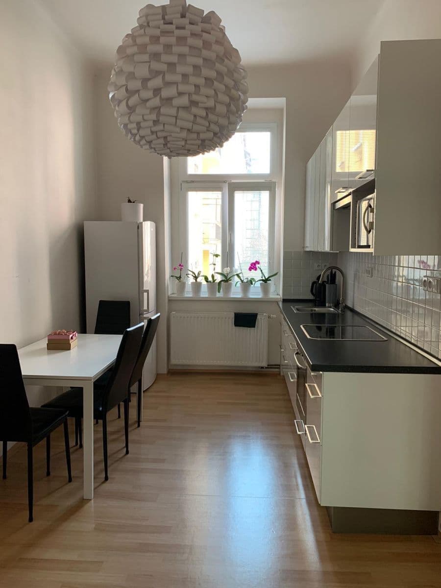 Prenájom bytu 1-izbový 47 m², U Balabenky, Praha, Praha Prenájom bytu 1-izbový 47 m², U Balabenky, Praha, Praha