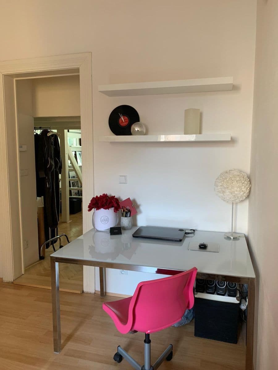 Prenájom bytu 1-izbový 47 m², U Balabenky, Praha, Praha Prenájom bytu 1-izbový 47 m², U Balabenky, Praha, Praha