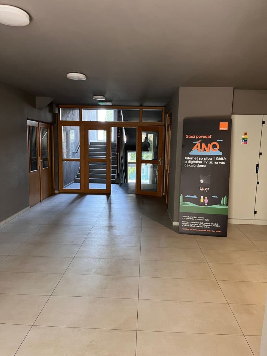 Prenájom bytu Garsoniéra 22 m², Ondavská, Ružinov, Bratislavský kraj Prenájom bytu Garsoniéra 22 m², Ondavská, Ružinov, Bratislavský kraj