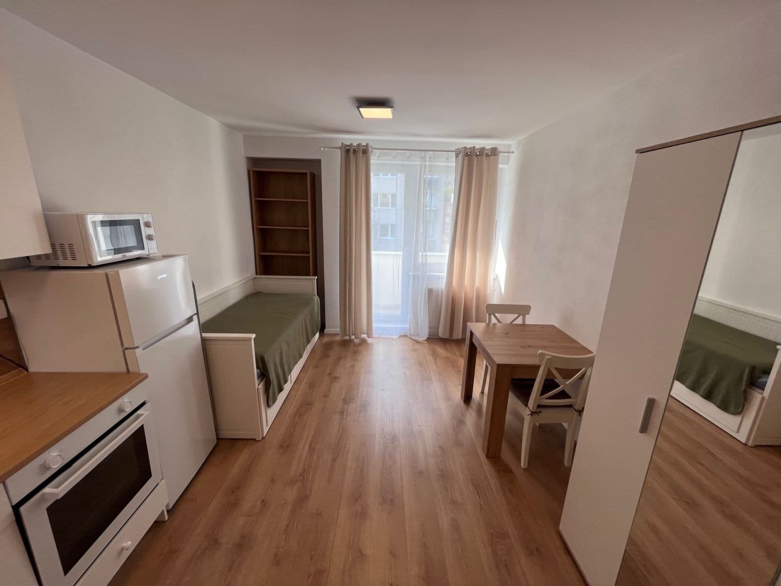 Prenájom bytu Garsoniéra 22 m², Ondavská, Ružinov, Bratislavský kraj Prenájom bytu Garsoniéra 22 m², Ondavská, Ružinov, Bratislavský kraj
