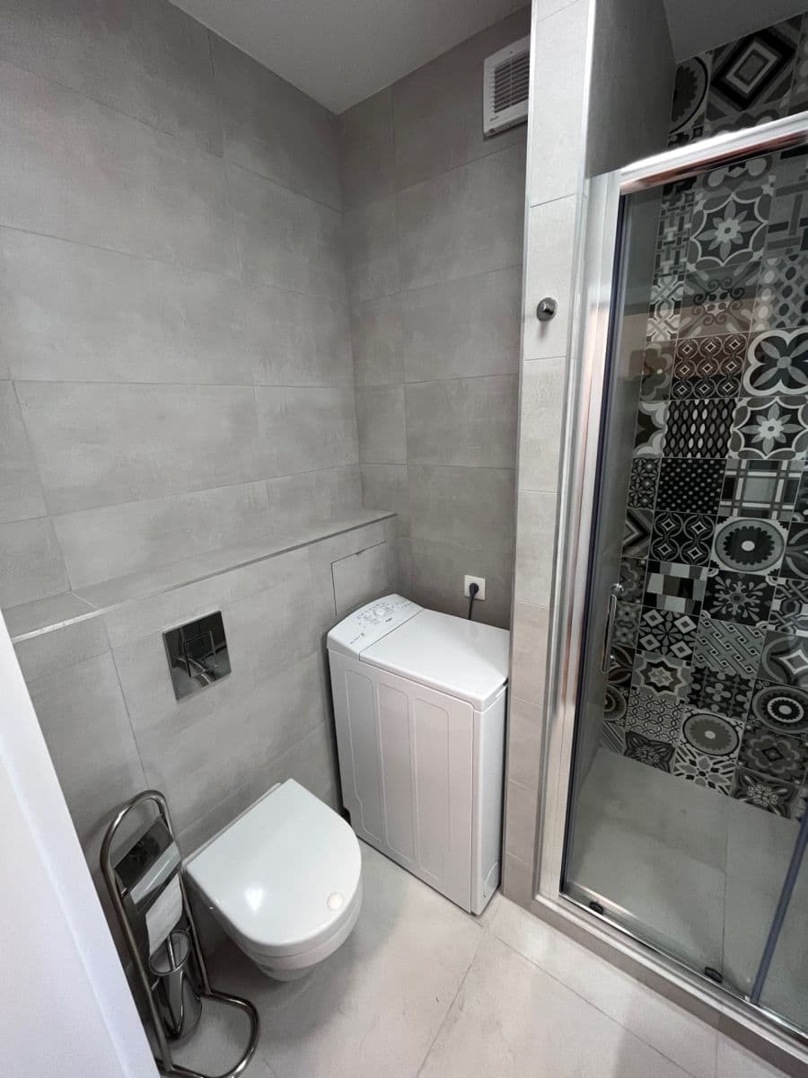 Prenájom bytu Garsoniéra 22 m², Ondavská, Ružinov, Bratislavský kraj Prenájom bytu Garsoniéra 22 m², Ondavská, Ružinov, Bratislavský kraj