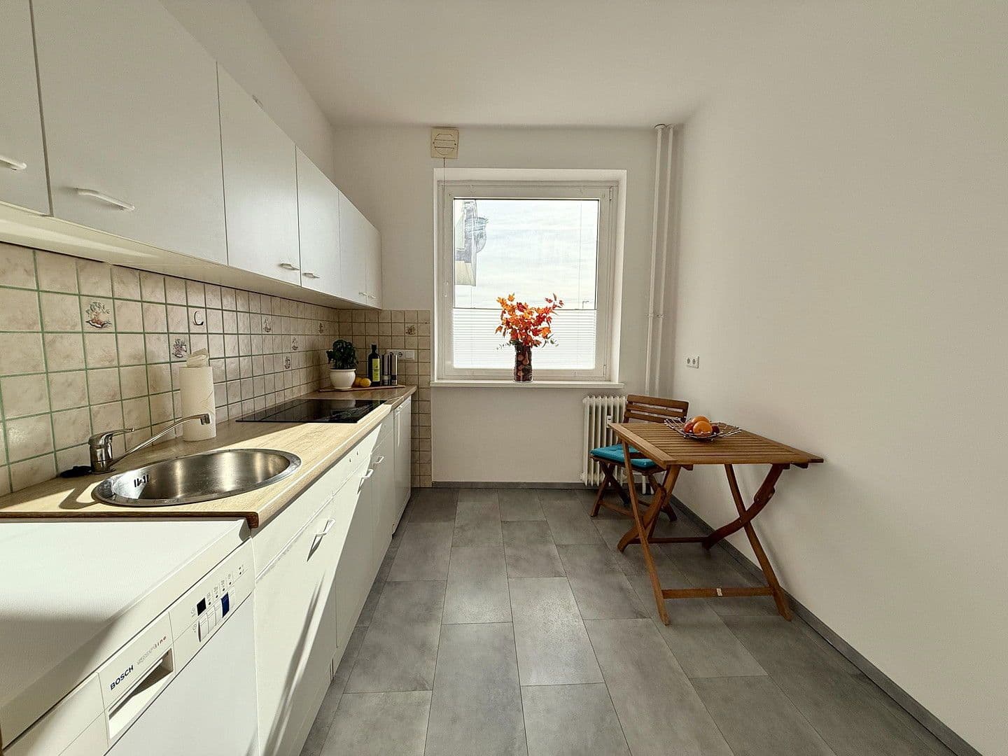 Predaj bytu 2-izbový 61 m², Ermslebener Weg 4, Berlin, Berlín Predaj bytu 2-izbový 61 m², Ermslebener Weg 4, Berlin, Berlín