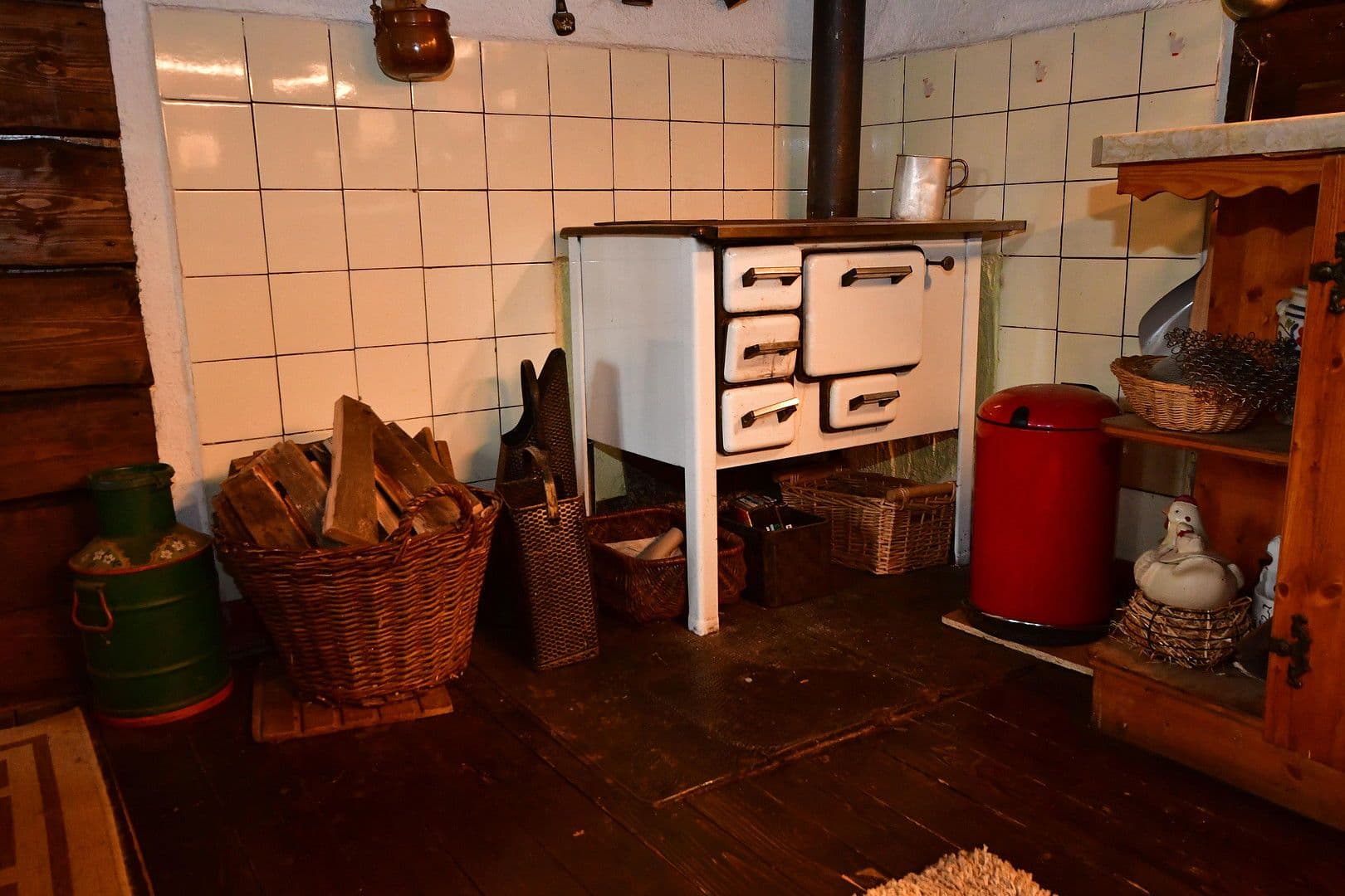 Predaj domu 50 m², pozemek 2.890 m², Bernried, Bavorsko Predaj domu 50 m², pozemek 2.890 m², Bernried, Bavorsko