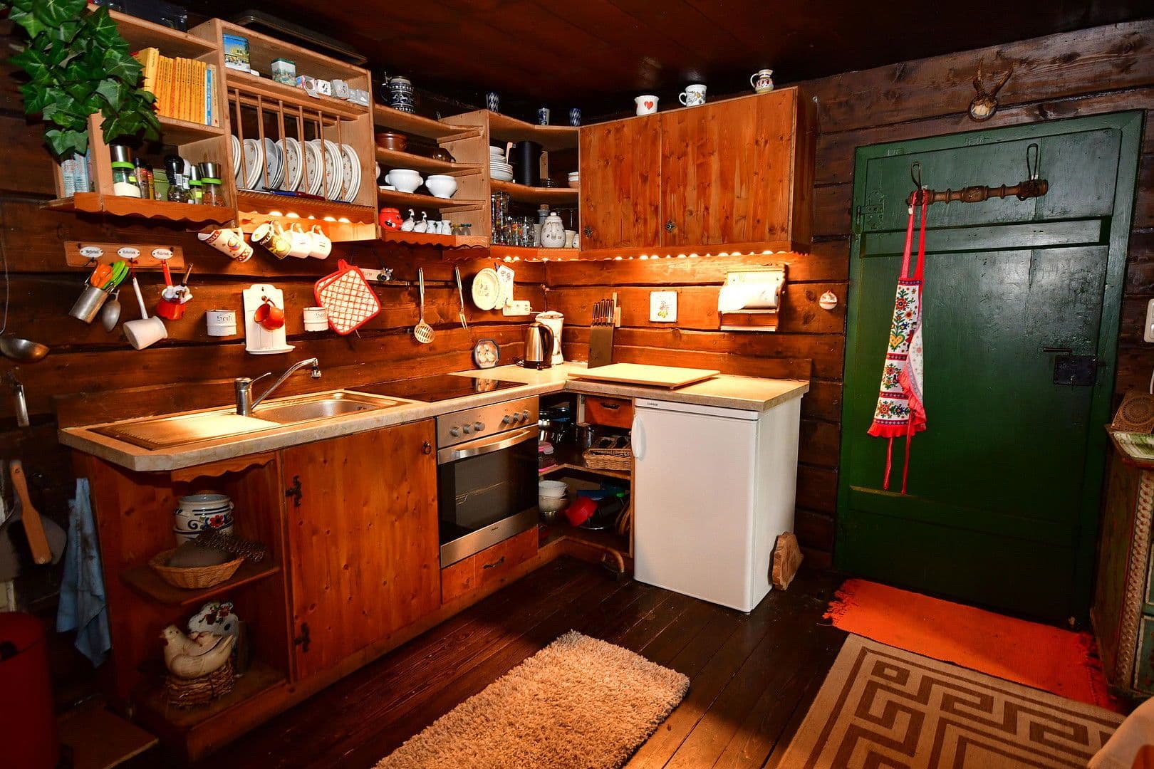 Predaj domu 50 m², pozemek 2.890 m², Bernried, Bavorsko Predaj domu 50 m², pozemek 2.890 m², Bernried, Bavorsko