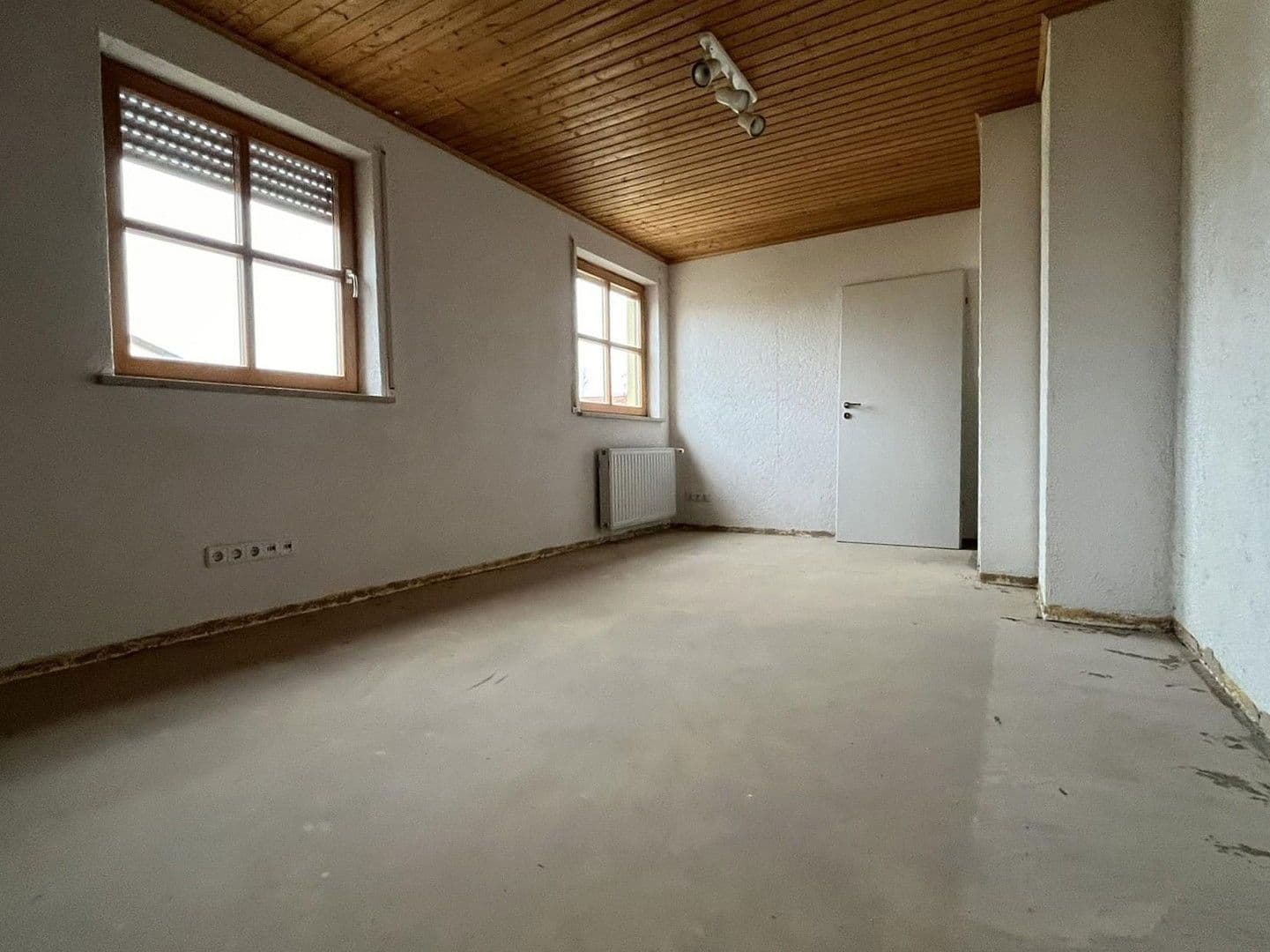 Predaj domu 126 m², pozemek 530 m², Lerchenweg 48, Stegaurach, Bavorsko Predaj domu 126 m², pozemek 530 m², Lerchenweg 48, Stegaurach, Bavorsko