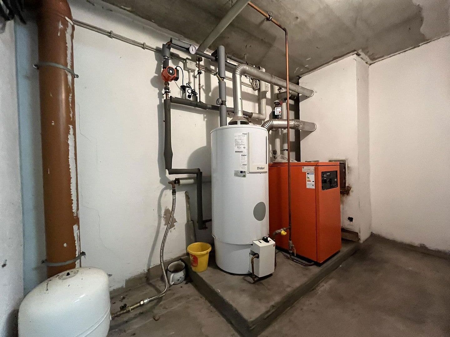 Predaj domu 126 m², pozemek 530 m², Lerchenweg 48, Stegaurach, Bavorsko Predaj domu 126 m², pozemek 530 m², Lerchenweg 48, Stegaurach, Bavorsko