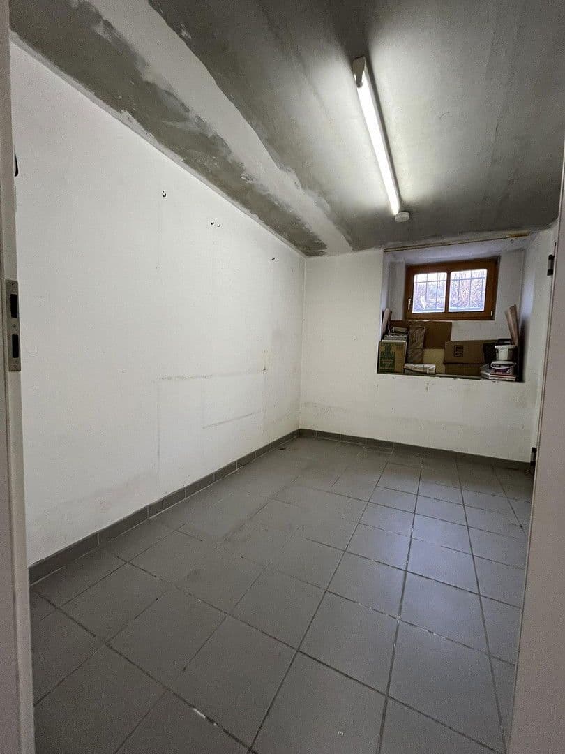 Predaj domu 126 m², pozemek 530 m², Lerchenweg 48, Stegaurach, Bavorsko Predaj domu 126 m², pozemek 530 m², Lerchenweg 48, Stegaurach, Bavorsko