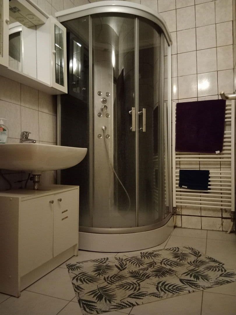 Prenájom bytu 3-izbový 56 m², Hütteldorfer Straße 69, Wien, Viedeň Prenájom bytu 3-izbový 56 m², Hütteldorfer Straße 69, Wien, Viedeň