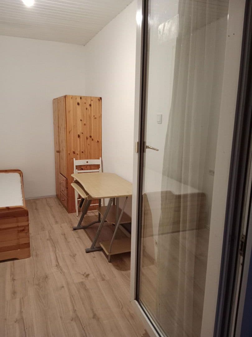 Prenájom bytu 3-izbový 56 m², Hütteldorfer Straße 69, Wien, Viedeň Prenájom bytu 3-izbový 56 m², Hütteldorfer Straße 69, Wien, Viedeň