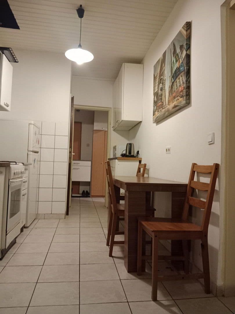 Prenájom bytu 3-izbový 56 m², Hütteldorfer Straße 69, Wien, Viedeň Prenájom bytu 3-izbový 56 m², Hütteldorfer Straße 69, Wien, Viedeň