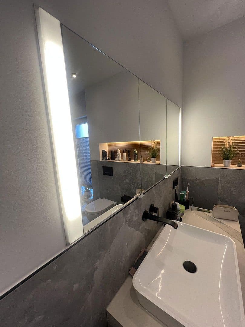 Predaj domu 250 m², pozemek 312 m², Wuppertal, Severné Porýnie - Westfálsko Predaj domu 250 m², pozemek 312 m², Wuppertal, Severné Porýnie - Westfálsko