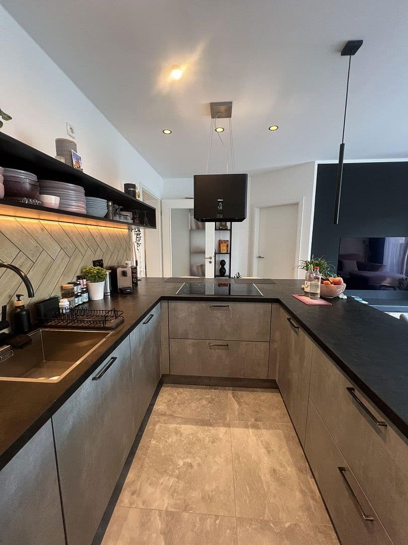 Predaj domu 250 m², pozemek 312 m², Wuppertal, Severné Porýnie - Westfálsko Predaj domu 250 m², pozemek 312 m², Wuppertal, Severné Porýnie - Westfálsko