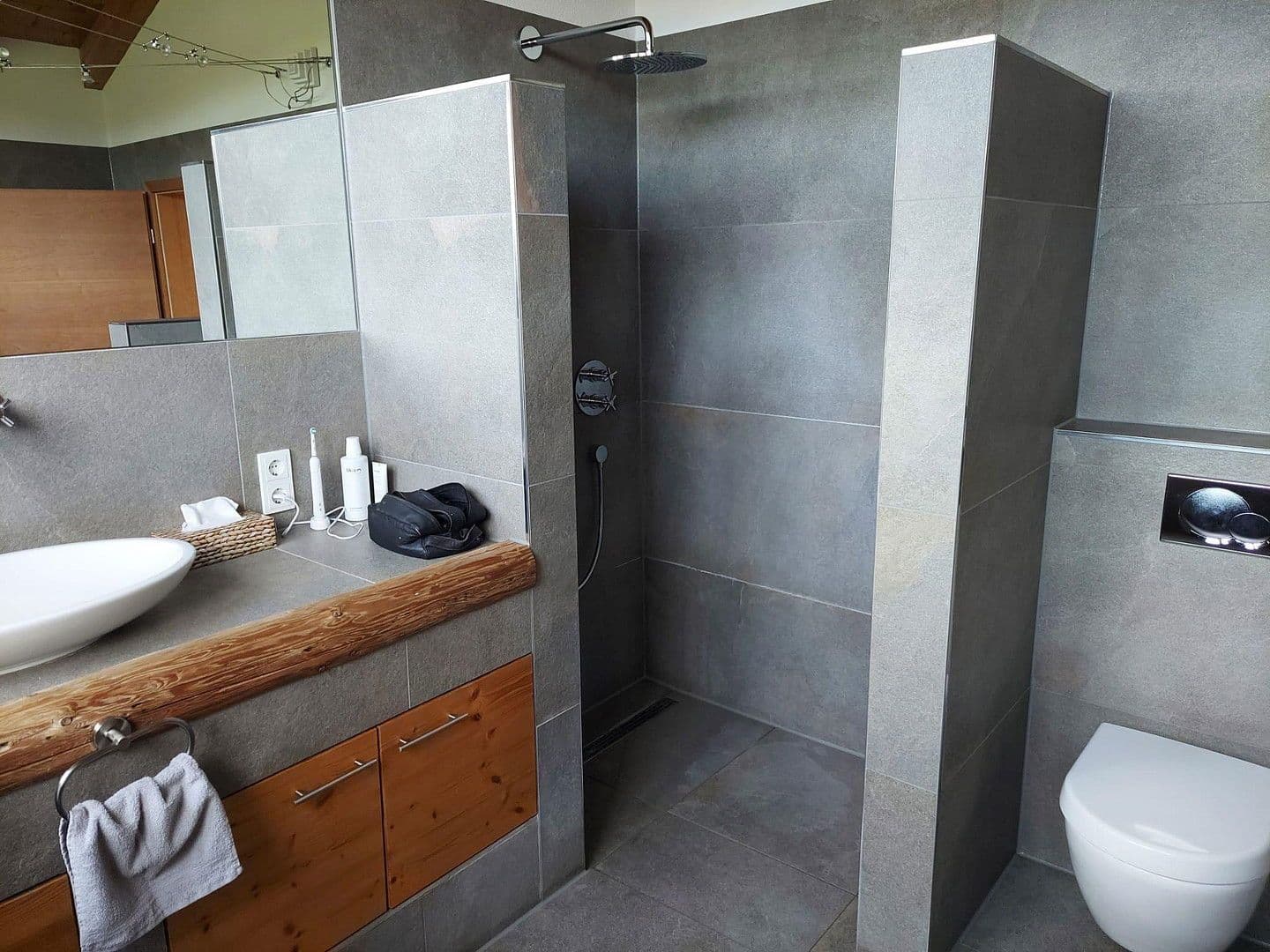 Prenájom bytu 5-izbový 190 m², Bruder-Georg-Weg 19, Pfronten, Bavorsko Prenájom bytu 5-izbový 190 m², Bruder-Georg-Weg 19, Pfronten, Bavorsko