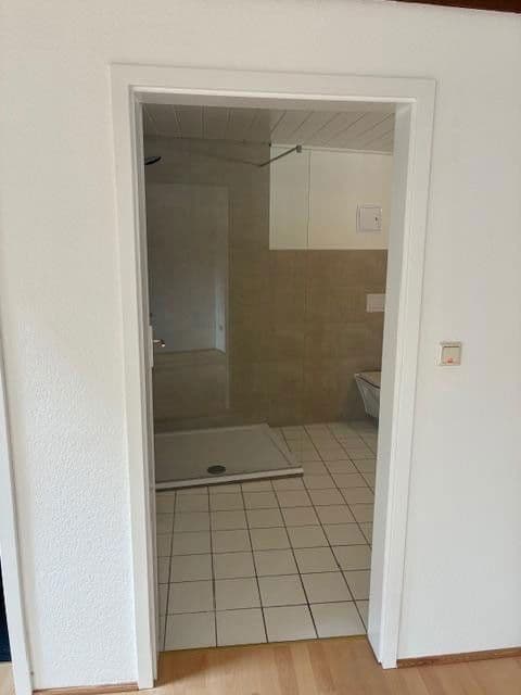 Prenájom bytu 3-izbový 133 m², Alte Dorfstraße 1a, Seesen, Dolné Sasko Prenájom bytu 3-izbový 133 m², Alte Dorfstraße 1a, Seesen, Dolné Sasko