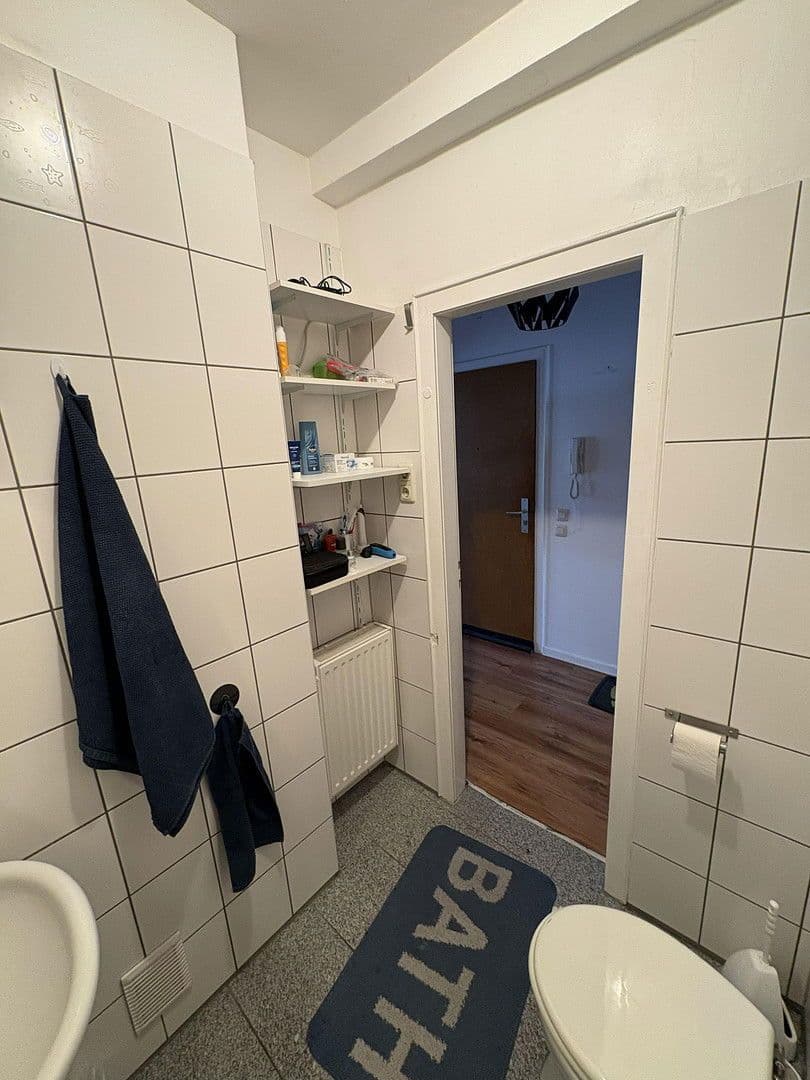 Prenájom bytu 3-izbový 65 m², Aachen, Severné Porýnie - Westfálsko Prenájom bytu 3-izbový 65 m², Aachen, Severné Porýnie - Westfálsko