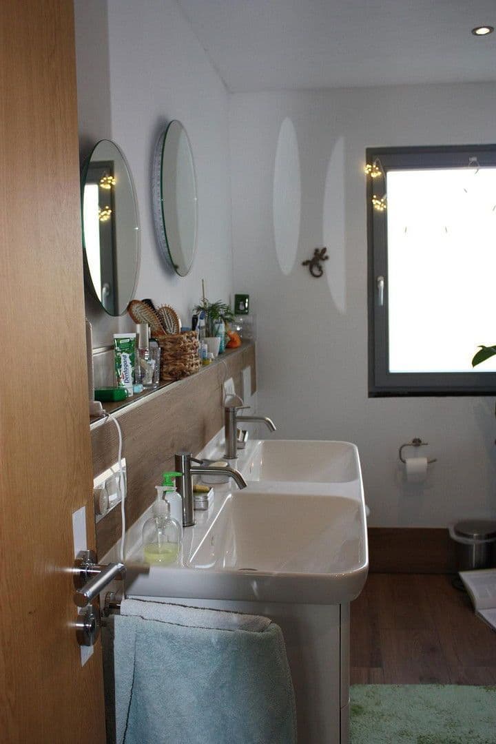 Predaj domu 150 m², pozemek 708 m², Herrnhut, Sasko Predaj domu 150 m², pozemek 708 m², Herrnhut, Sasko