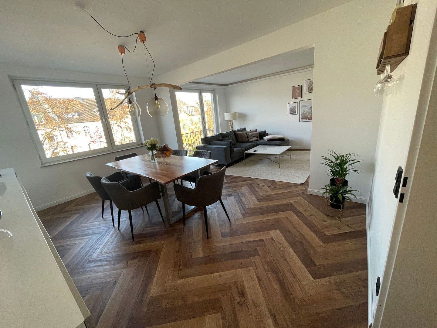 Prenájom bytu 4-izbový 112 m², Cracauer Straße 75, Krefeld, Severné Porýnie - Westfálsko Prenájom bytu 4-izbový 112 m², Cracauer Straße 75, Krefeld, Severné Porýnie - Westfálsko