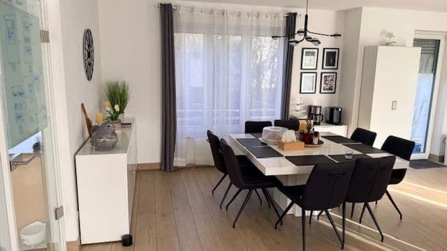 Prenájom domu 206 m², pozemek 265 m², Am Dreispitz 30, Aschaffenburg, Bavorsko Prenájom domu 206 m², pozemek 265 m², Am Dreispitz 30, Aschaffenburg, Bavorsko