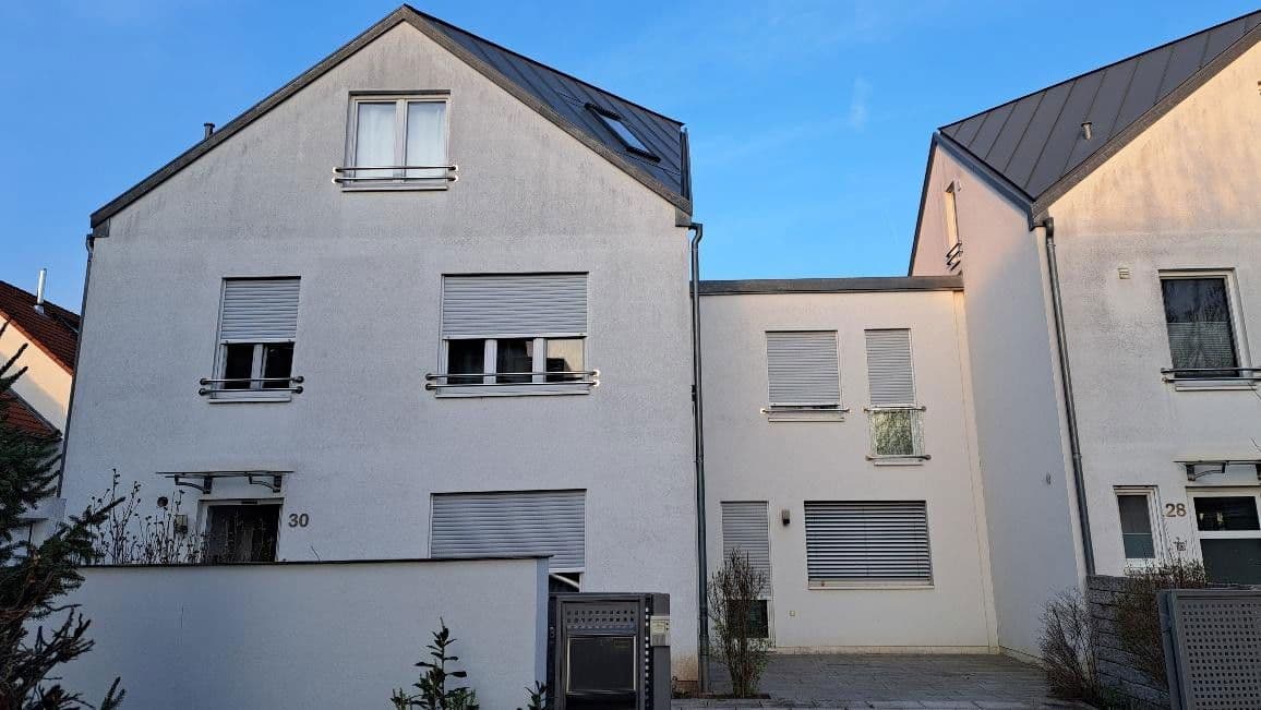 Prenájom domu 206 m², pozemek 265 m², Am Dreispitz 30, Aschaffenburg, Bavorsko Prenájom domu 206 m², pozemek 265 m², Am Dreispitz 30, Aschaffenburg, Bavorsko