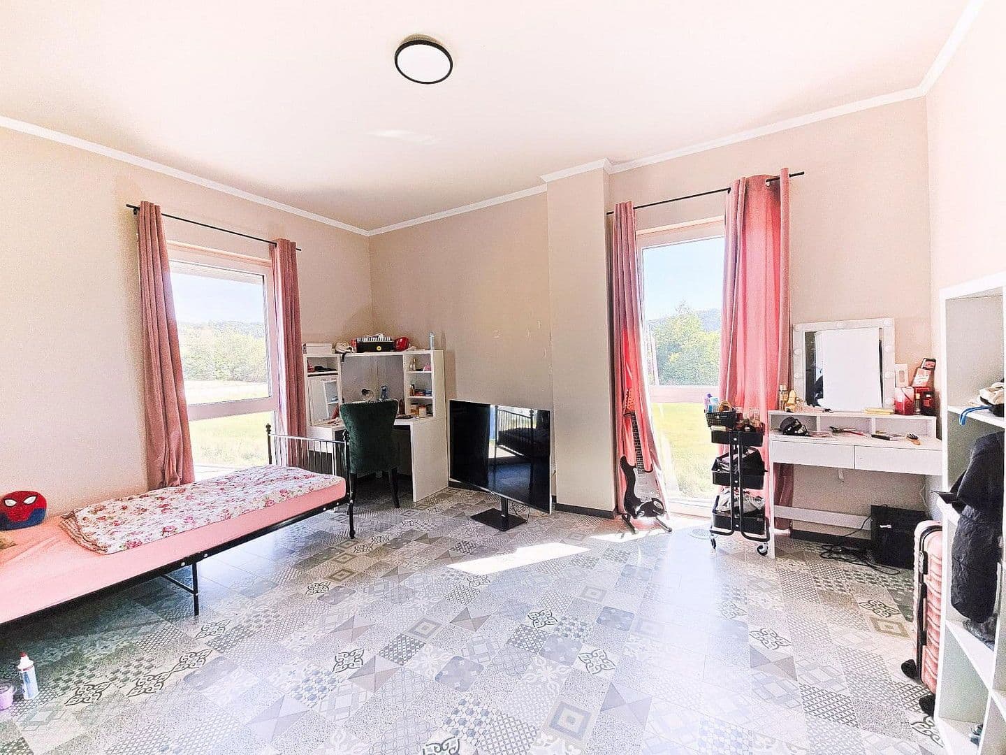 Predaj domu 160 m², pozemek 469 m², Schwalbenweg 1, Ottenbach, Bádensko-Wurttembersko Predaj domu 160 m², pozemek 469 m², Schwalbenweg 1, Ottenbach, Bádensko-Wurttembersko