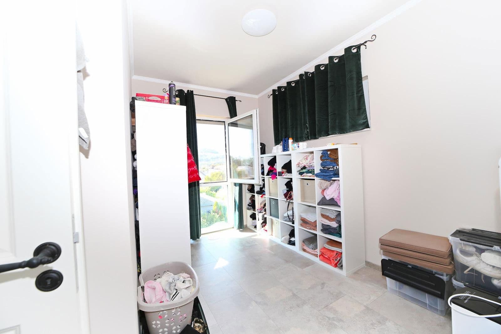 Predaj domu 160 m², pozemek 469 m², Schwalbenweg 1, Ottenbach, Bádensko-Wurttembersko Predaj domu 160 m², pozemek 469 m², Schwalbenweg 1, Ottenbach, Bádensko-Wurttembersko